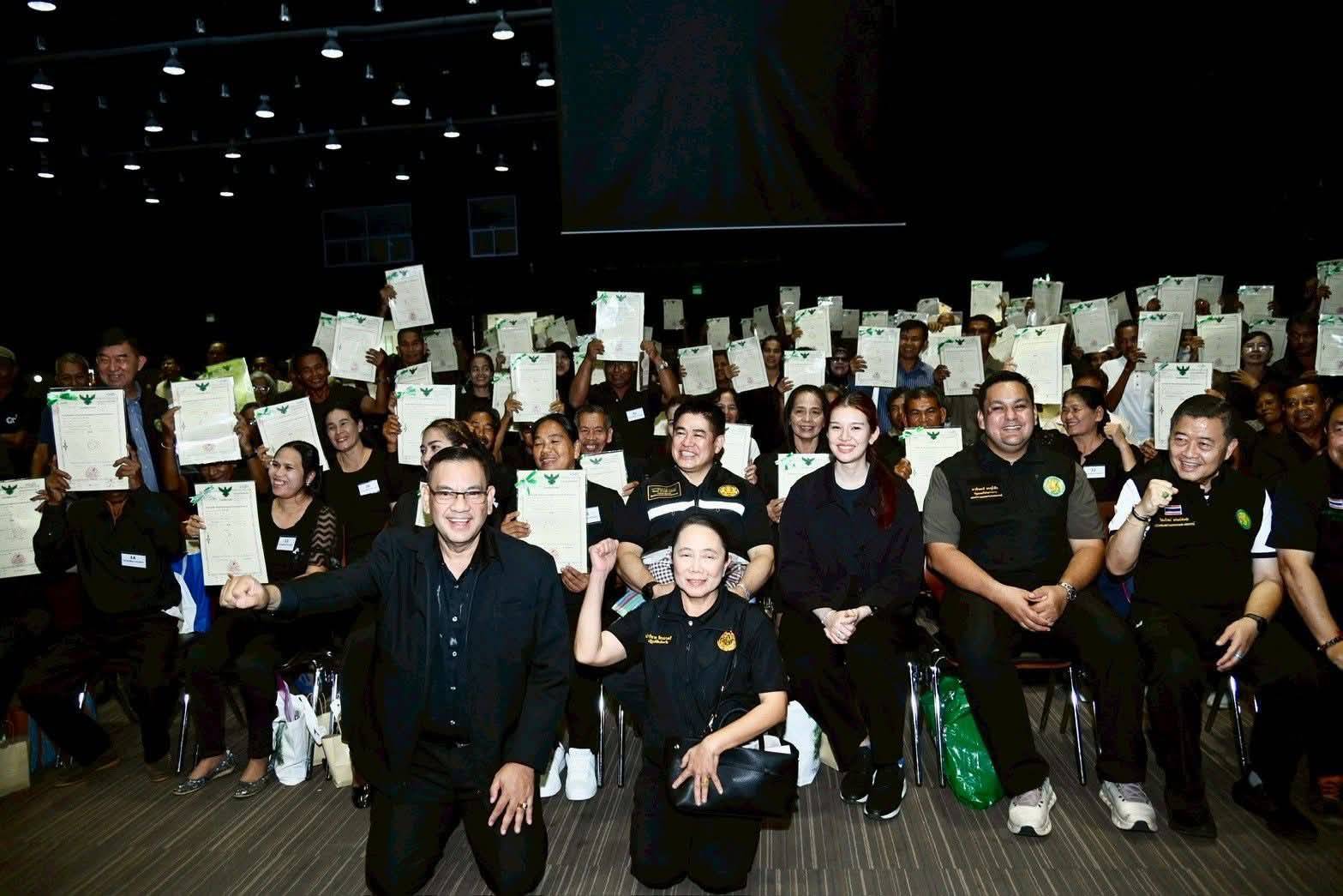 578532106_1295585369278230_4397023187542604767_n